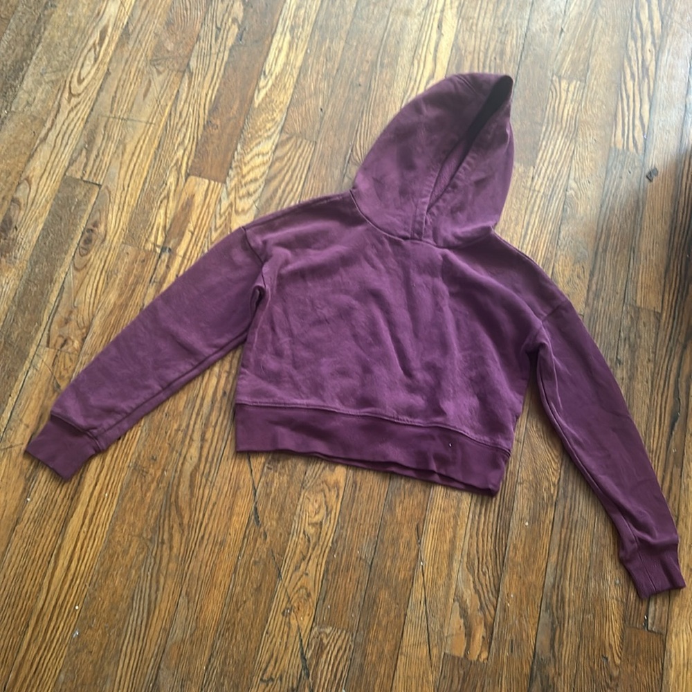 Cropped hoodie size 10/12 girls dark purple Athletic
